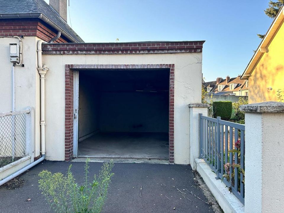 Parkeringsplads i Les Andelys, Eure - foto 1