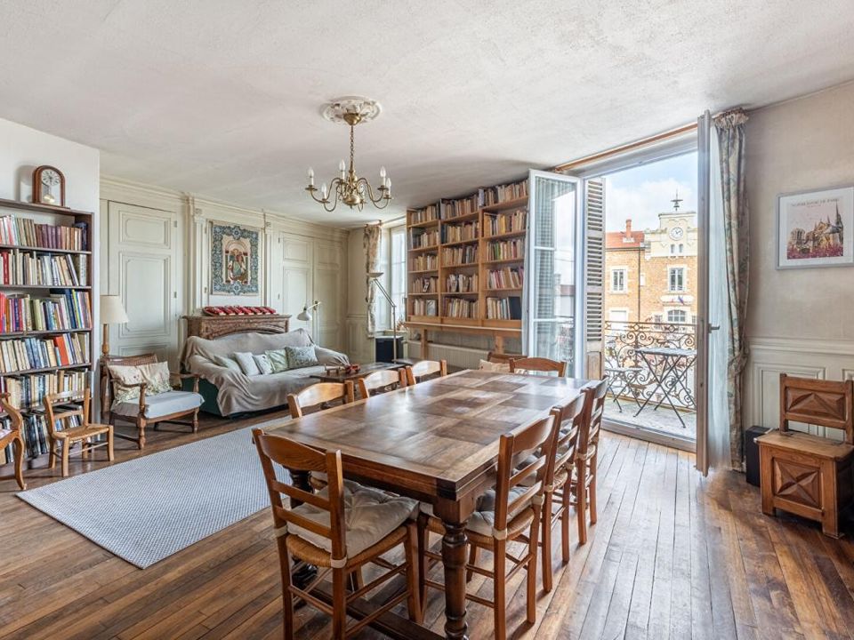 Landsbyhus i Lachassagne, Rhone - foto 2