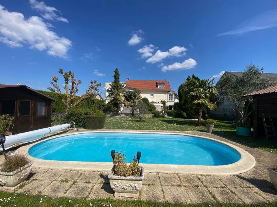 Villa i Montargis, Loiret - foto 1