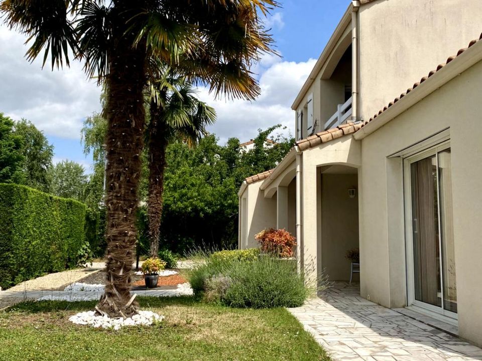 Villa i Niort, Deux-Sevres - foto 1