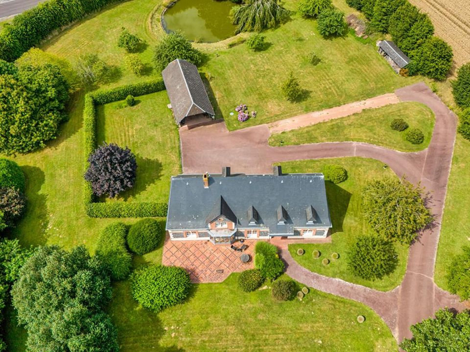 Villa in Étretat, Seine-Maritime - photo 2