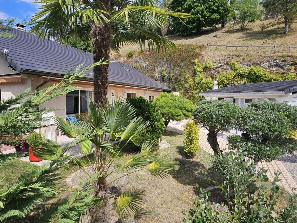 Villa i Saint-Jeoire-Prieure, Savoie - foto 1