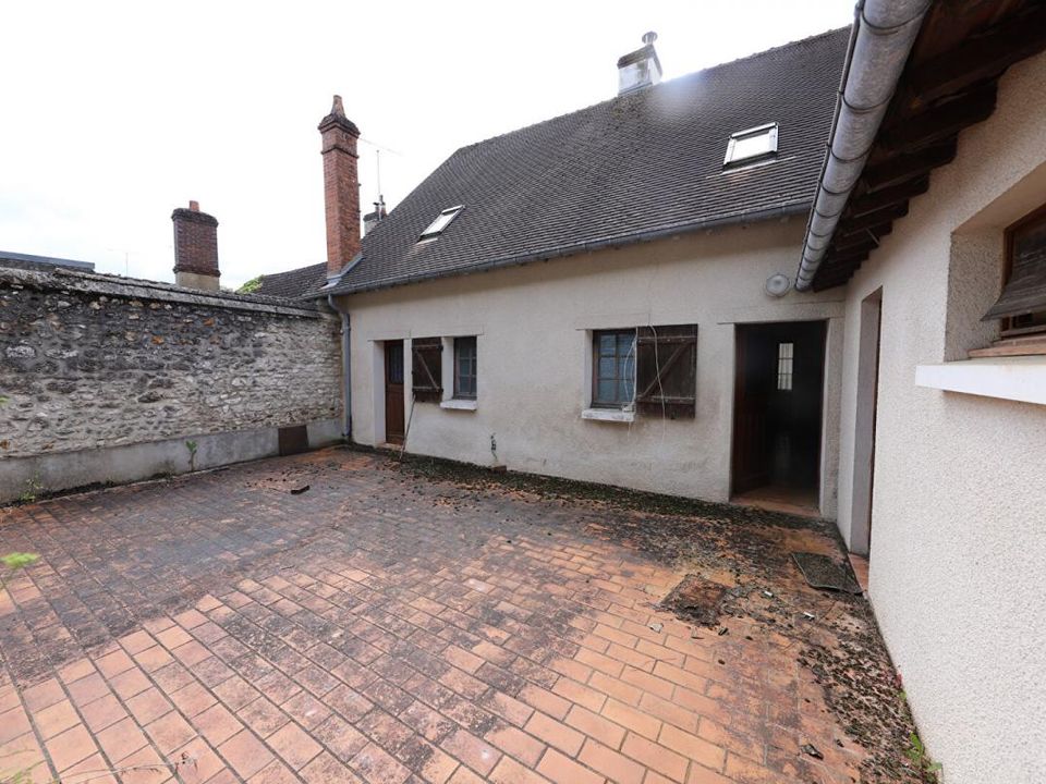Villa i Nogent-sur-Vernisson, Loiret - foto 1