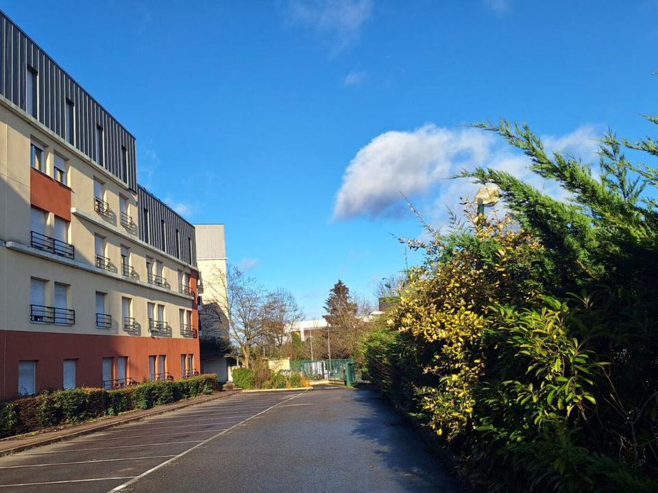 Wohnung in Saint-Cyr-l'Ecole, Yvelines - Foto 1