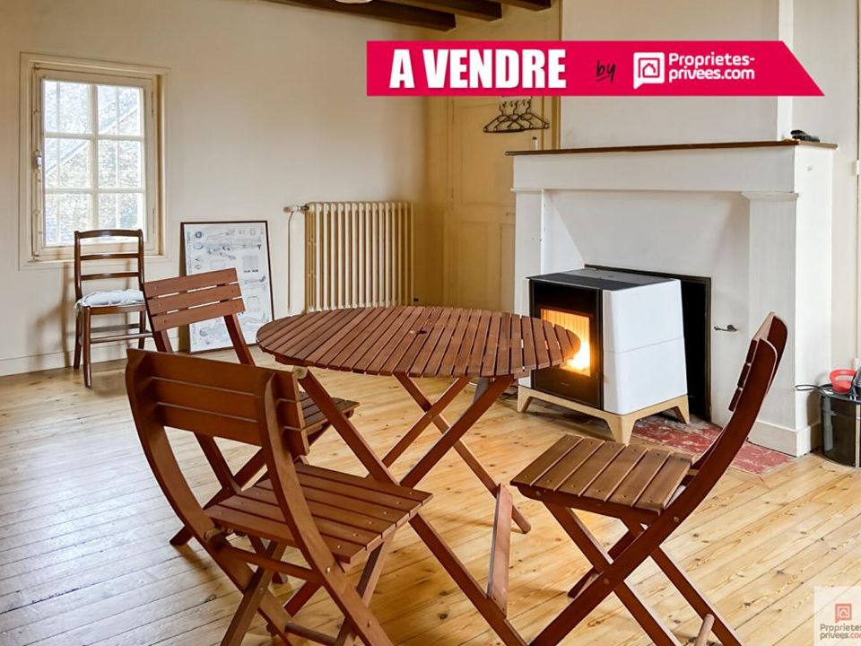 Villa in La Flèche, Sarthe - photo 1