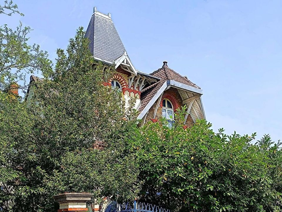 Villa i Neuilly-Plaisance, Seine-Saint-Denis - foto 1