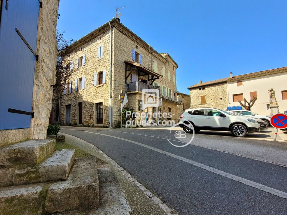 Landsbyhus i Berrias-et-Casteljau, Ardeche - foto 2