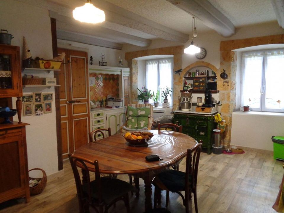 Landsbyhus i Saint-Bonnet-De-Montauroux, Lozere - foto 4