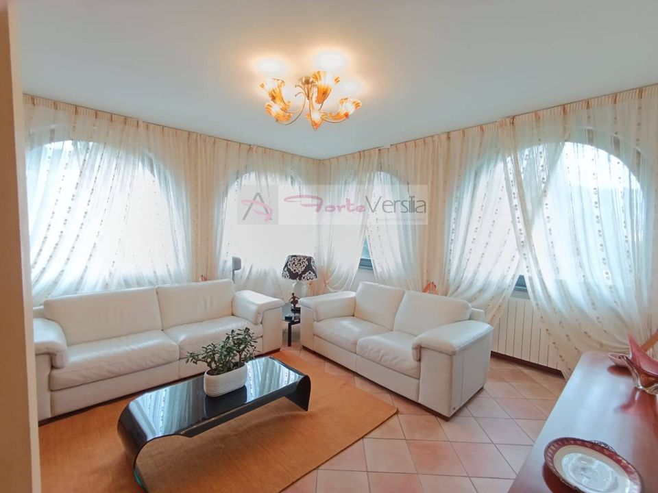 Villa i Montignoso, Massa and Carrara - foto 3