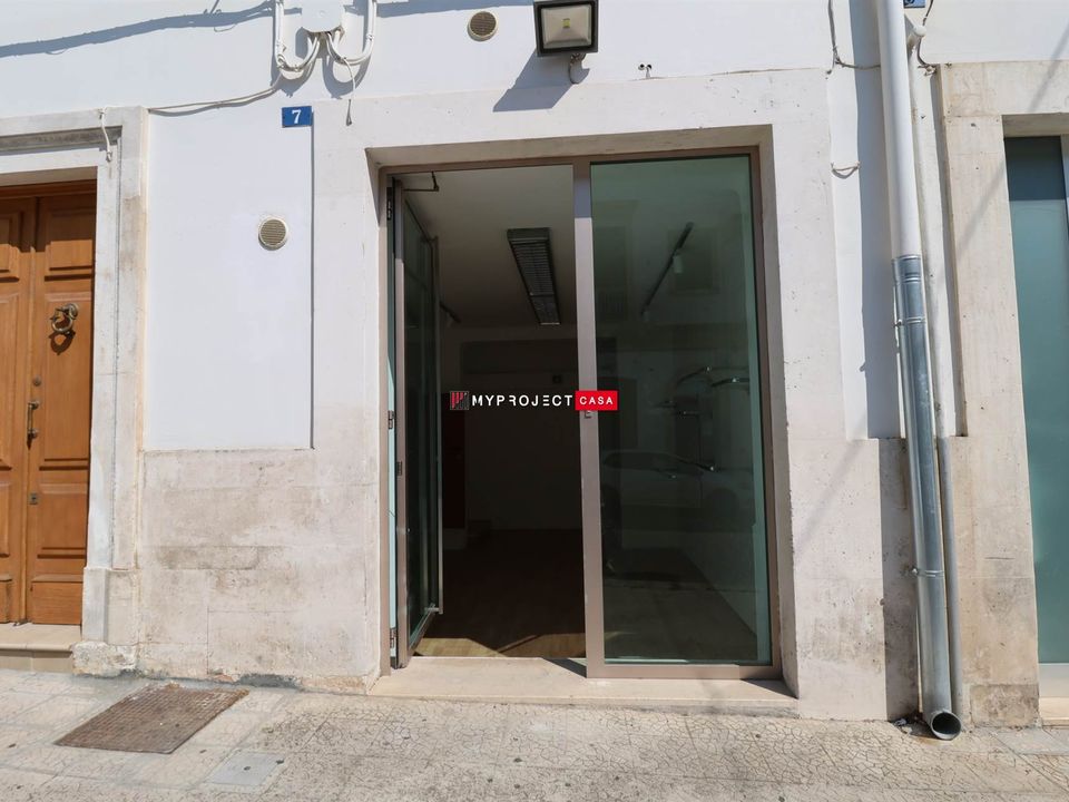 Erhvervsejendom i Martina Franca, Taranto - foto 2