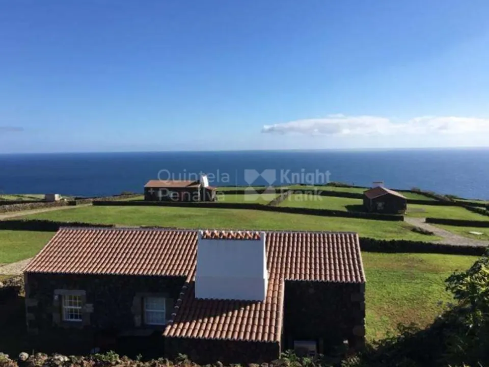 Erhvervsejendom i Angra do Heroismo, Terceira - foto 1