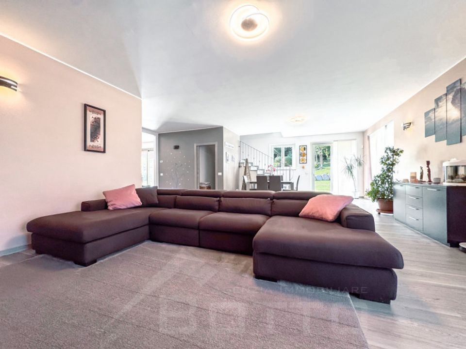 Villa i Leggiuno, Varese - foto 5