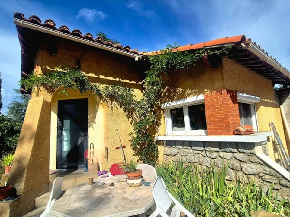 Villa i Vernet-les-Bains, Pyrenees-Orientales - foto 1
