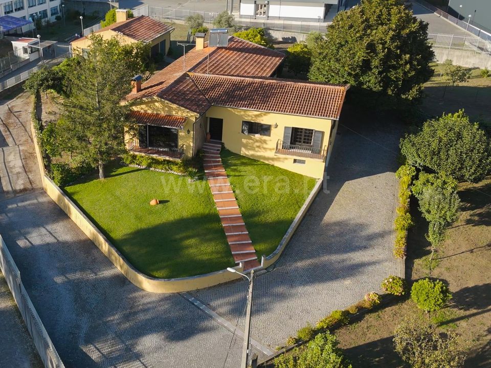 Villa i Oliveira do Bairro, Aveiro - foto 1