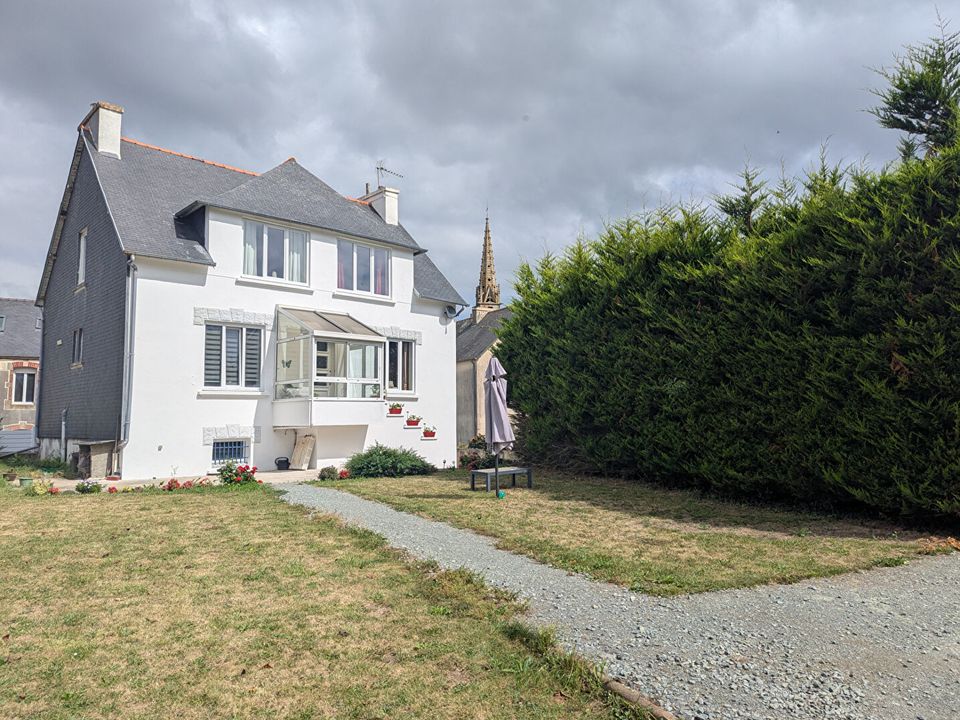 Villa en Carhaix-Plouguer, Finistere - foto 1