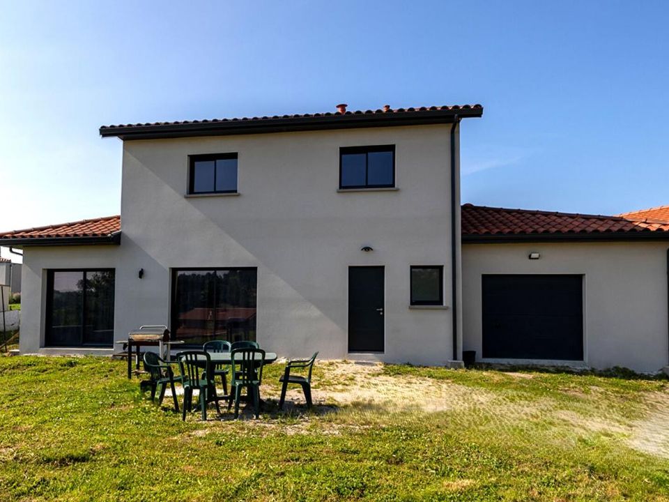 Villa i Chambost-Longessaigne, Rhone - foto 1