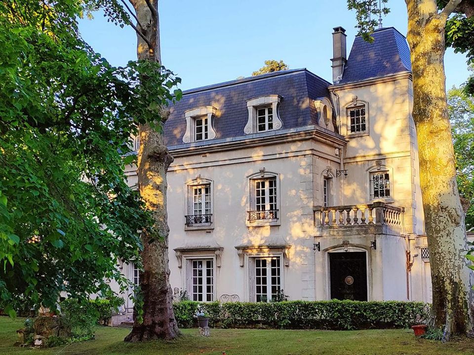 Villa i Neuilly-Plaisance, Seine-Saint-Denis - foto 1