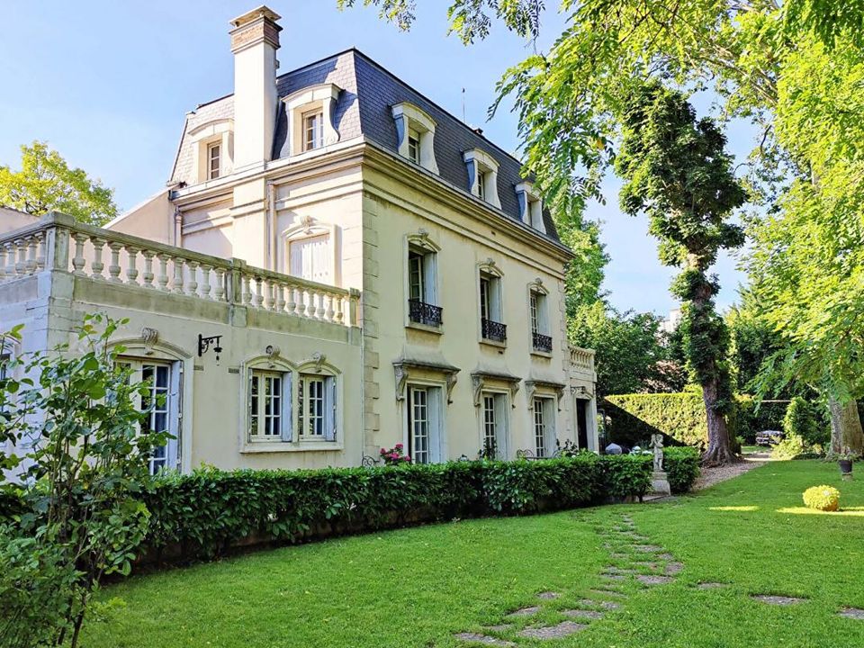 Villa i Neuilly-Plaisance, Seine-Saint-Denis - foto 2