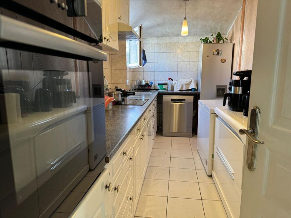 Villa i Stains, Seine-Saint-Denis - bilde 3
