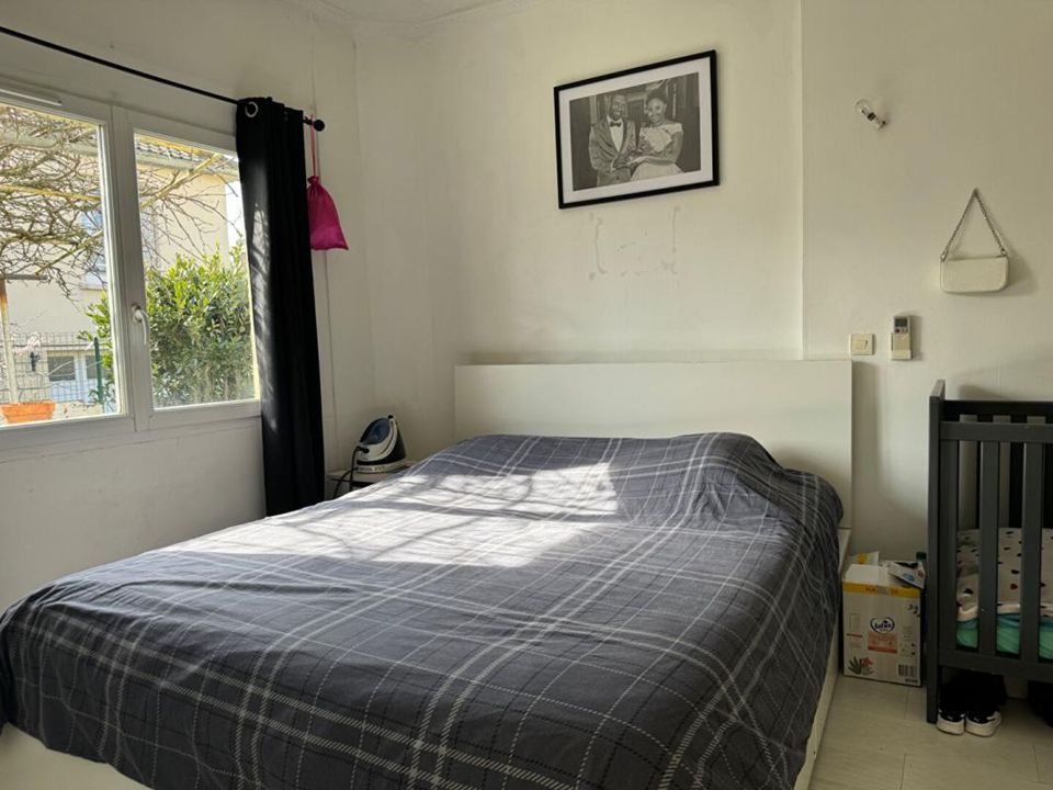 Villa i Stains, Seine-Saint-Denis - bilde 4