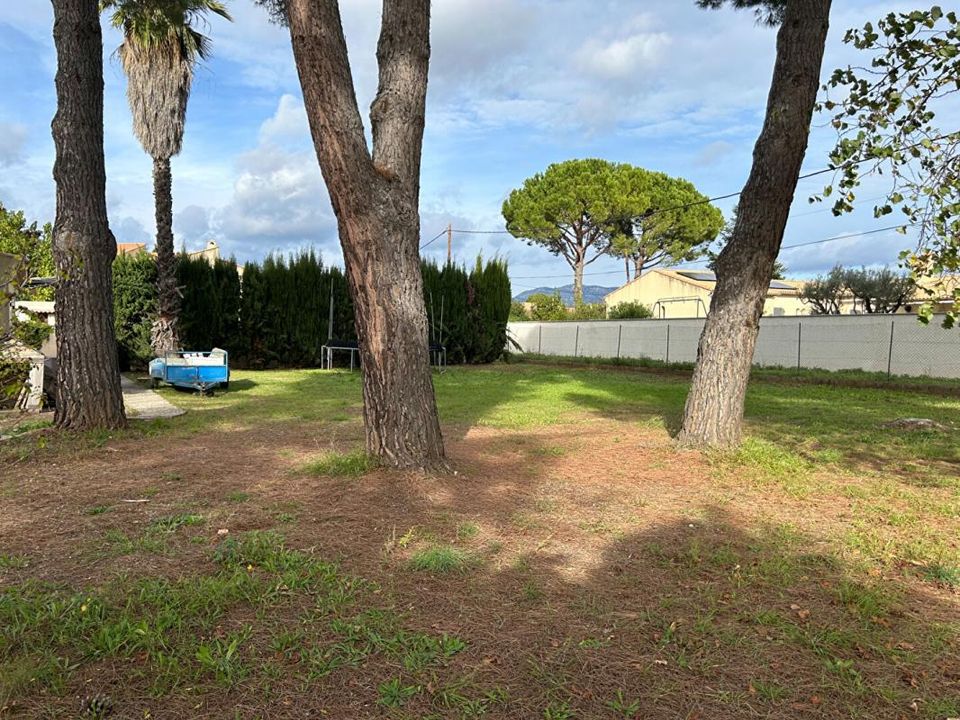 Land in Saint-André-de-Sangonis, Herault - photo 2