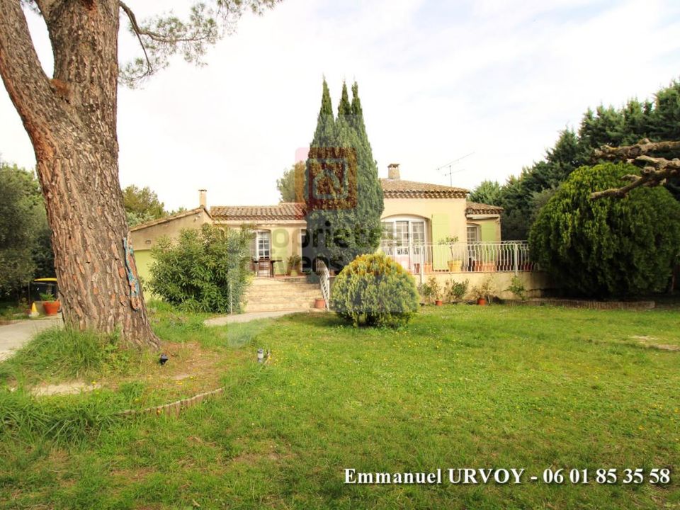 Villa i Mouriès, Bouches-du-Rhone - foto 1