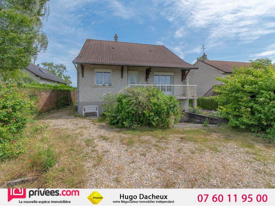 Villa in Mehun-sur-Yevre, Cher - foto 1