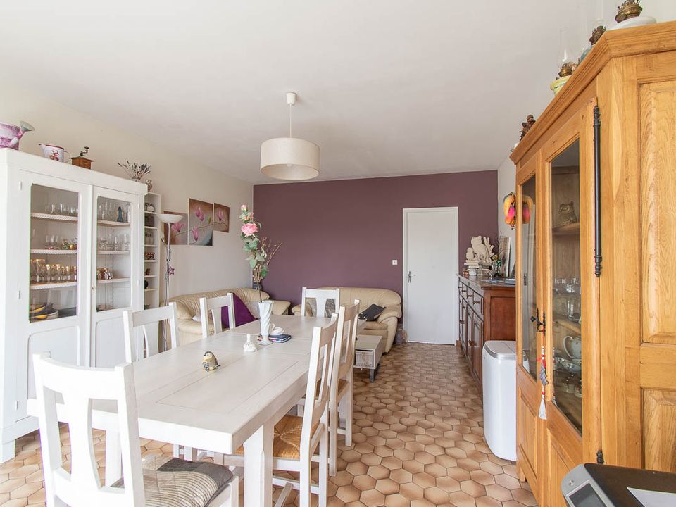 Villa in Mehun-sur-Yevre, Cher - foto 3