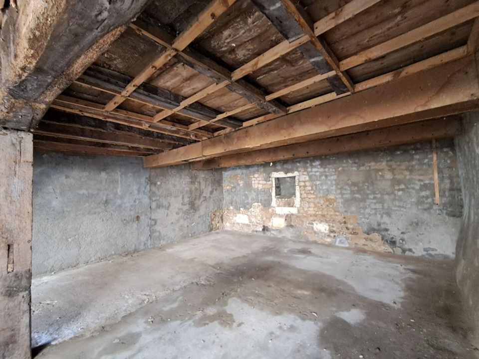 Parkeringsplads i Jarnac, Charente - foto 3