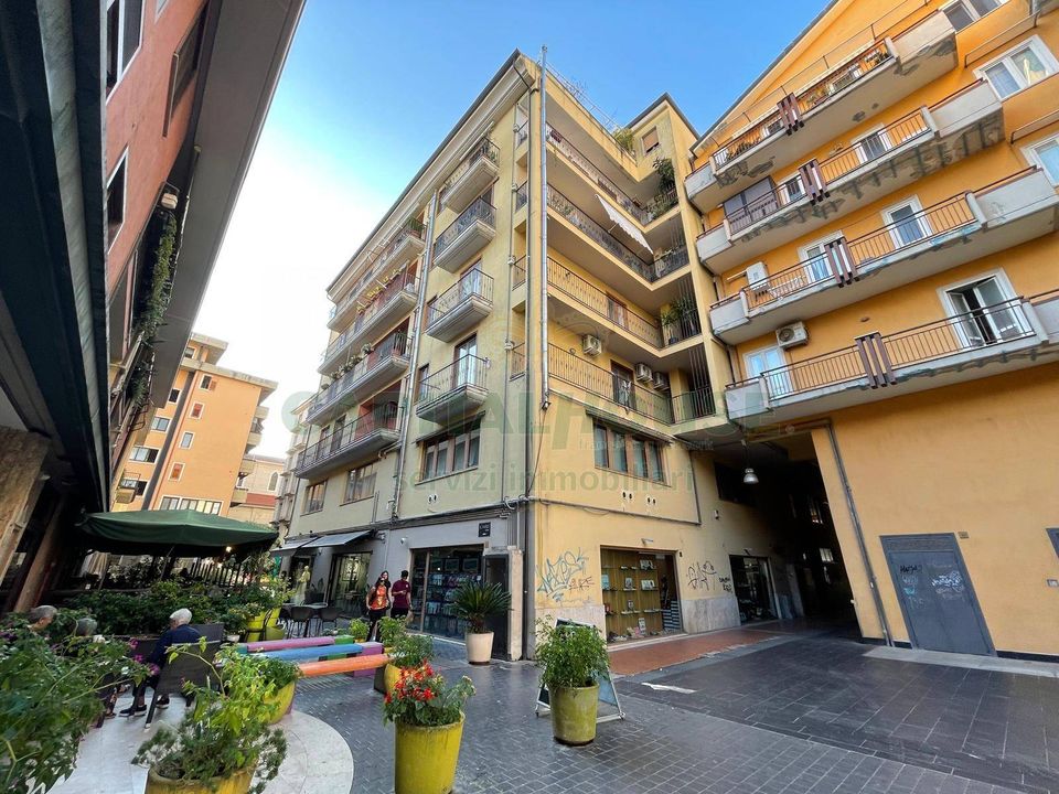 Erhvervsejendom i Avellino city, Avellino - foto 2