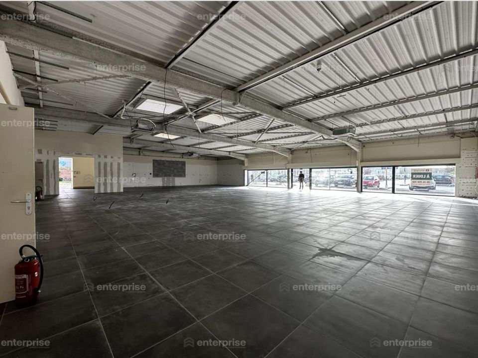 L'establiment comercial a Sin-le-Noble, Nord - foto 5