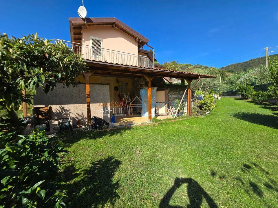 Villa en Massa, Massa and Carrara - foto 1