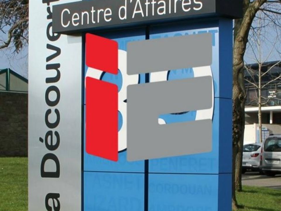 Erhvervsejendom i Lorient, Morbihan - foto 1