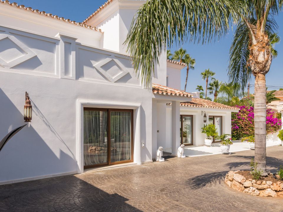 Villa em Atalaya Isdabe, Malaga - foto 2