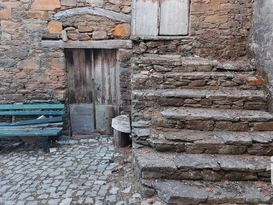 Byhus i Figueiro dos Vinhos, Leiria - foto 2