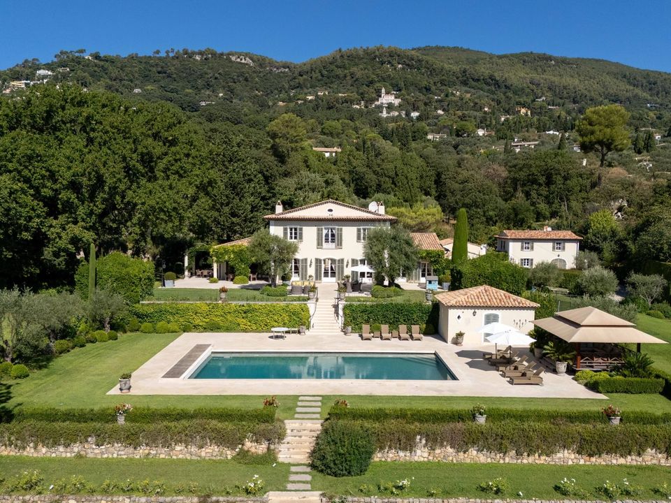Landejendom i Grasse, Alpes-Maritimes - foto 1