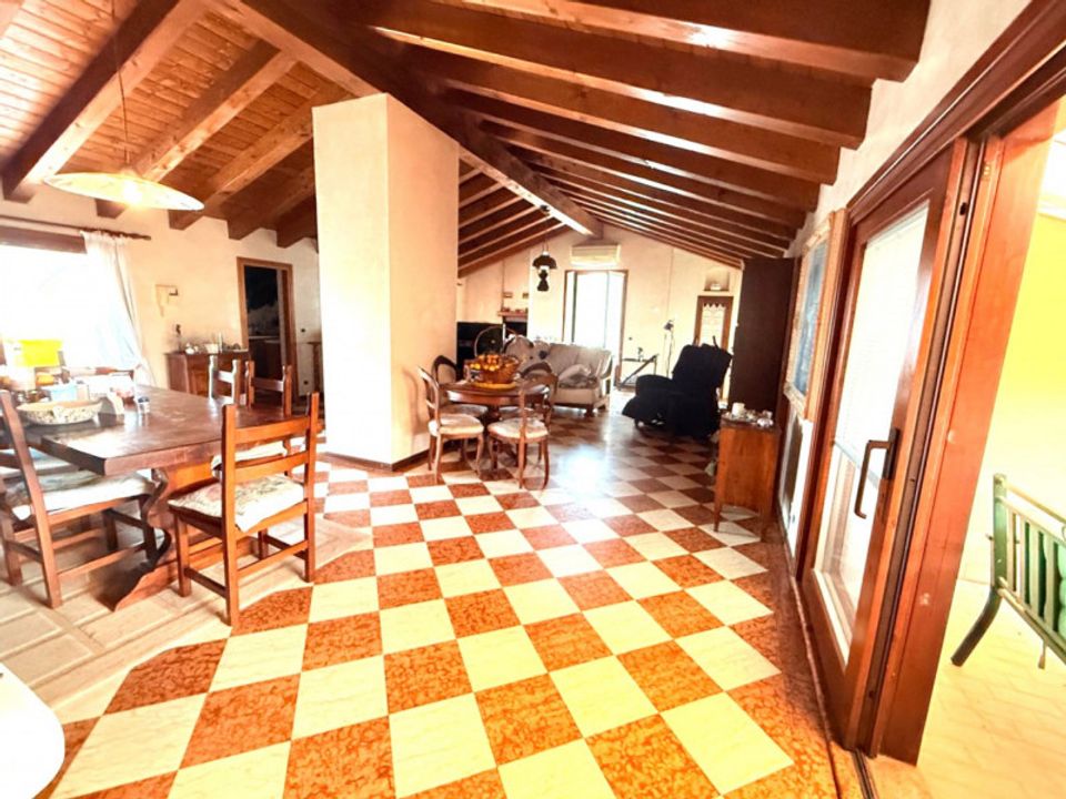 Penthouse i Castelfranco Veneto, Treviso - foto 3