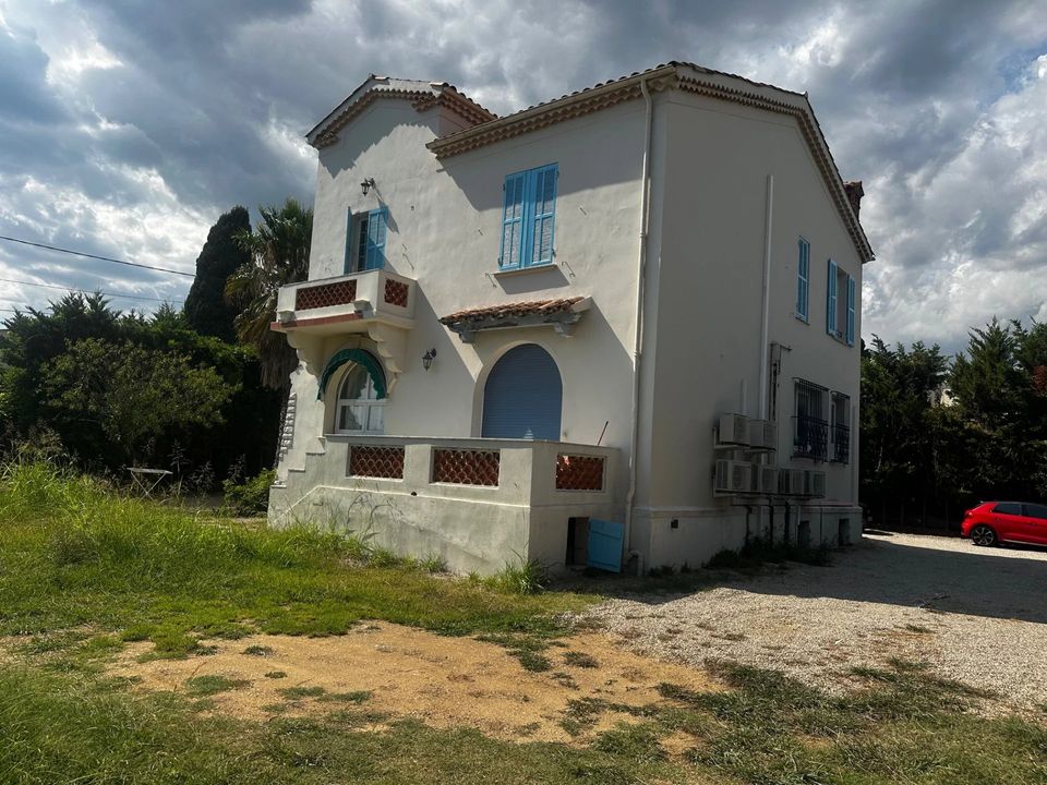 Villa i Cagnes-sur-Mer, Alpes-Maritimes - foto 2