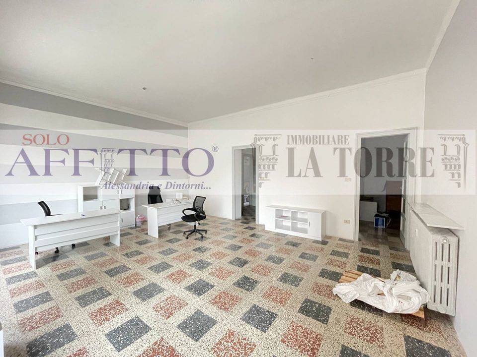 Erhvervsejendom i Alessandria, Alessandria - foto 3