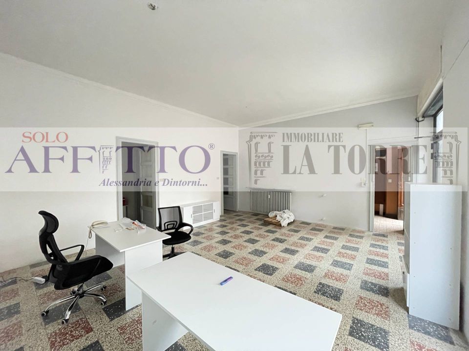 Erhvervsejendom i Alessandria, Alessandria - foto 4