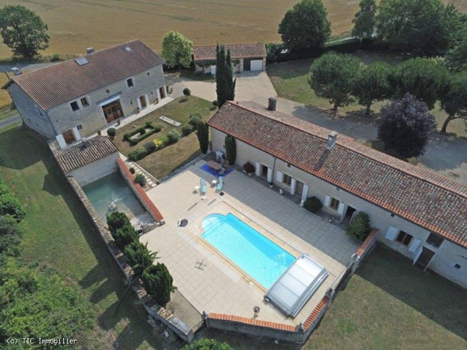 Villa a Blanzay, Vienne - foto 1