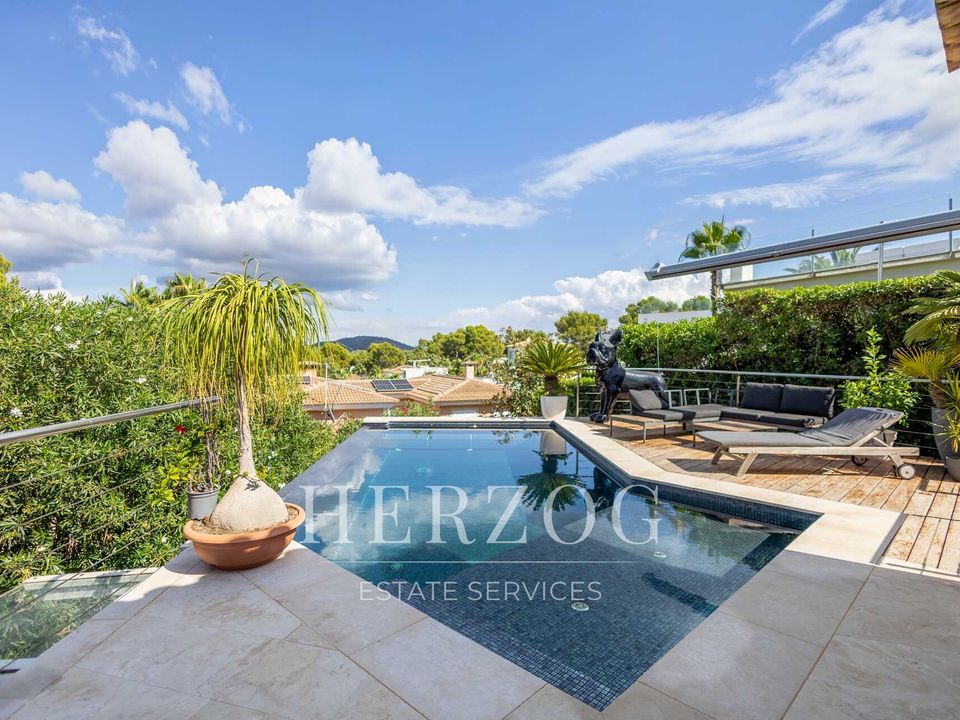 Villa i Nova Santa Ponsa, Mallorca - foto 1