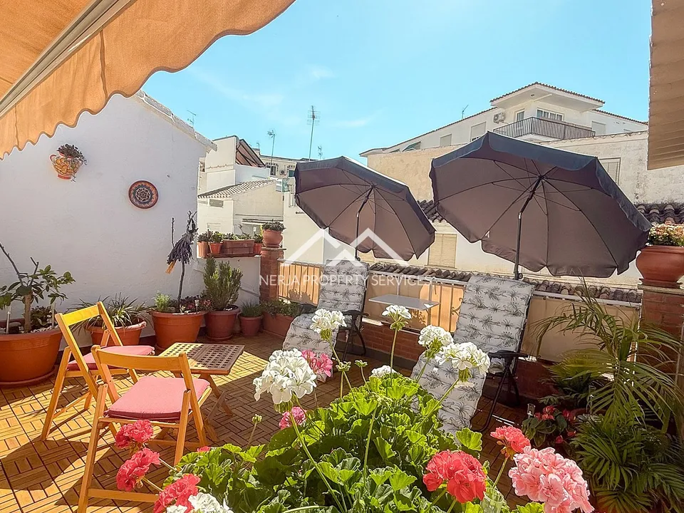 Villa i Nerja, Malaga - foto 1