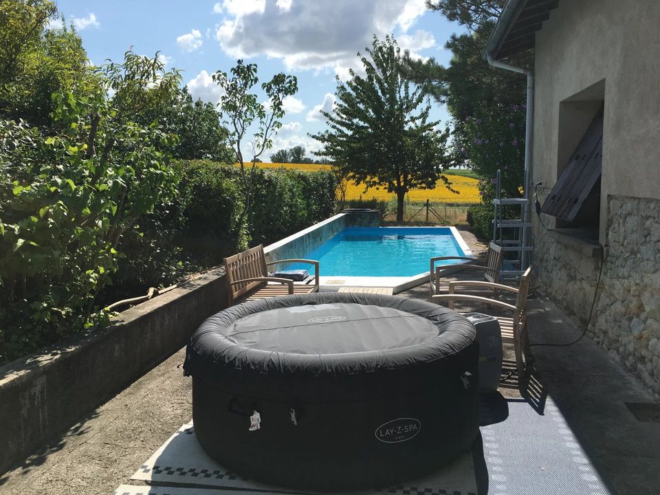 Villa in Monbahus, Lot-et-Garonne - foto 2