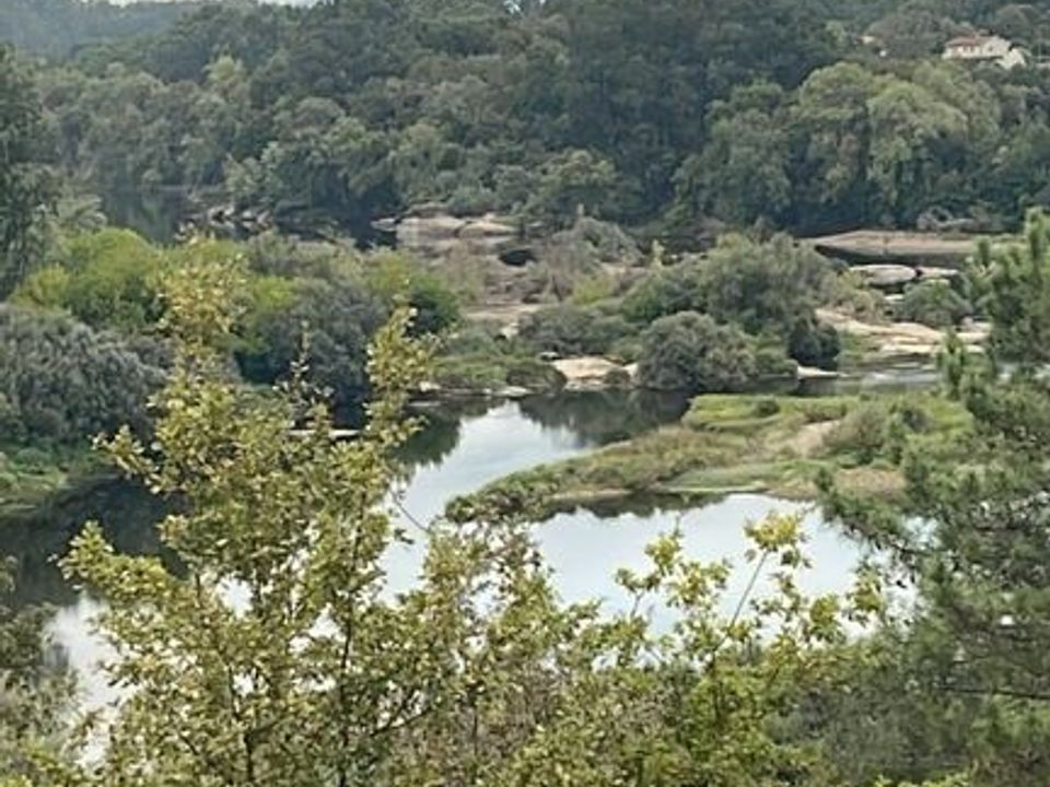Helårsgrund i Troporiz e Lapela, Viana do Castelo - foto 1