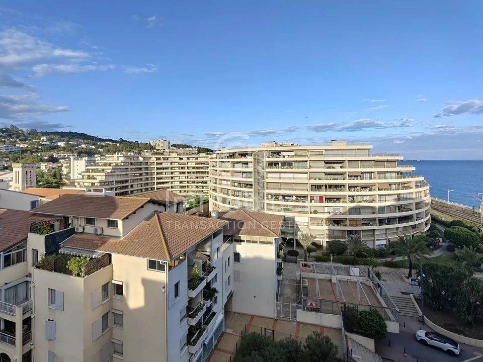 Lejlighed i Cannes-la-Bocca, Alpes-Maritimes - foto 1