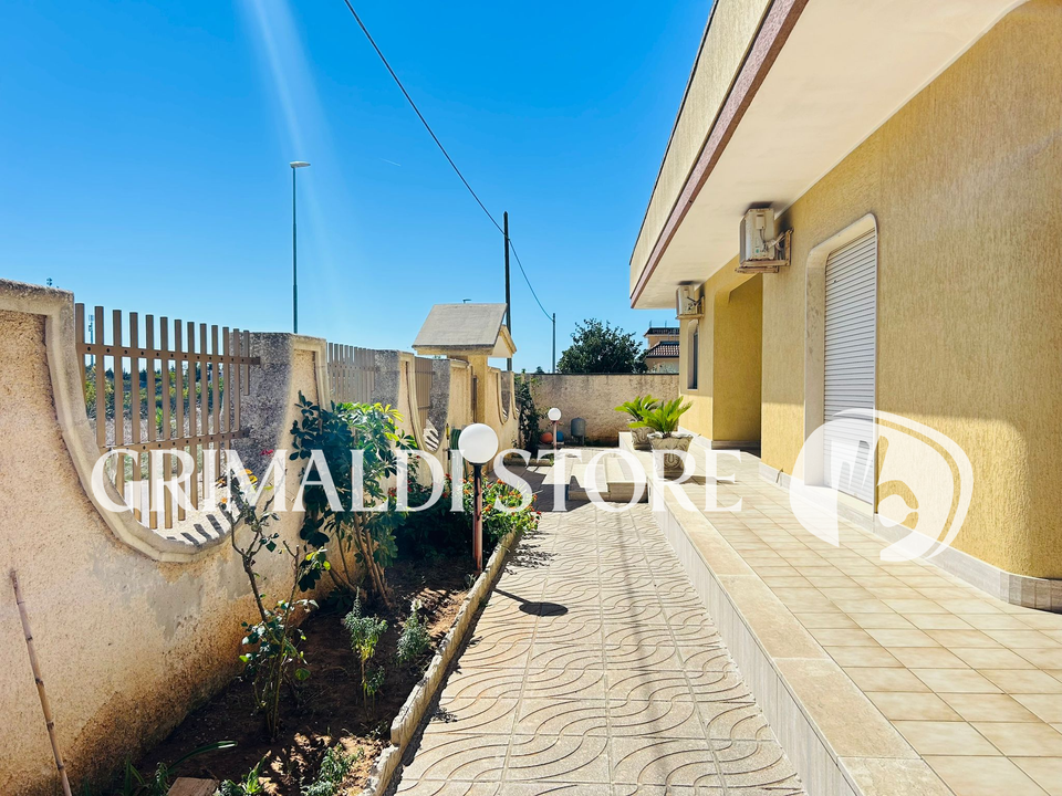 Villa i Lecce, Lecce - bilde 1