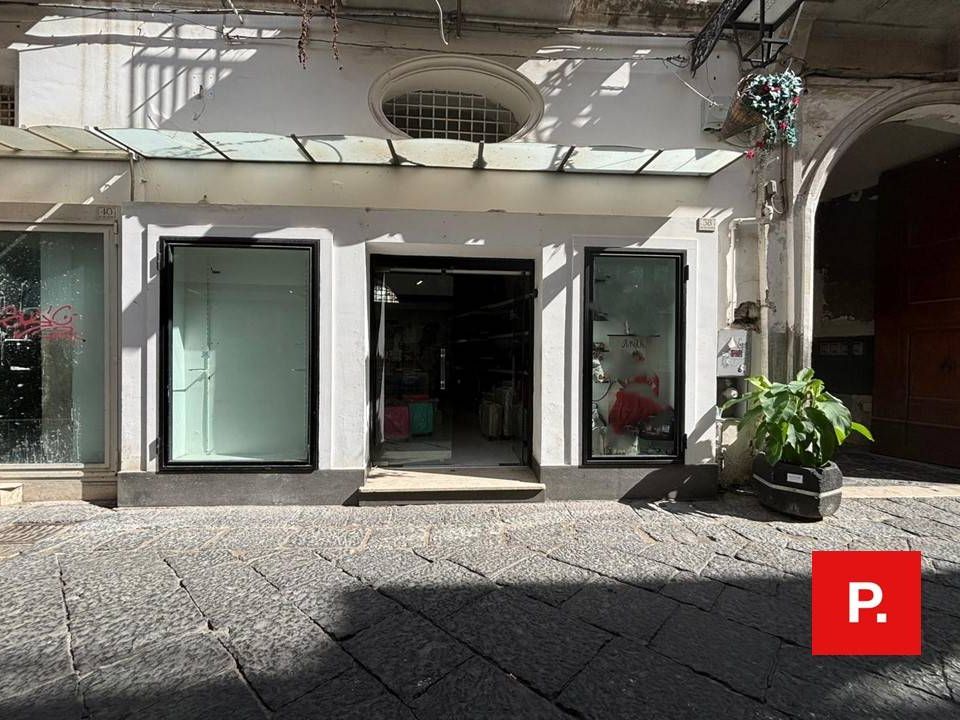 Erhvervsejendom i Caserta, Caserta - foto 2