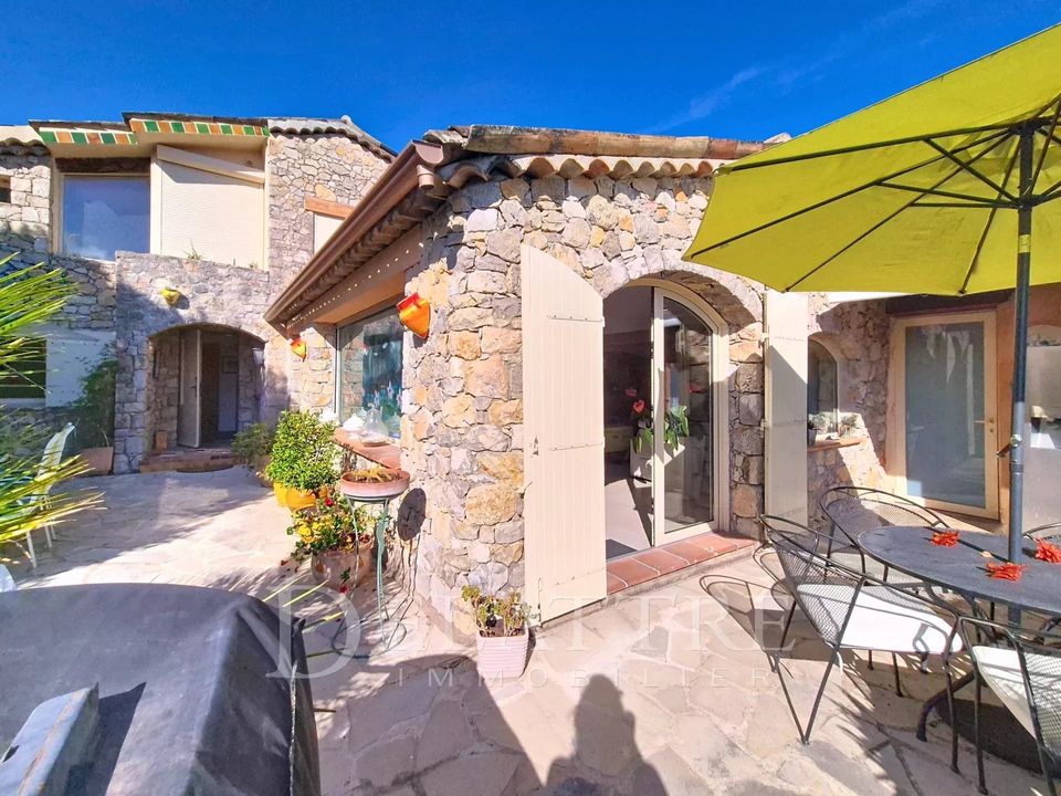 Villa i Grasse, Alpes-Maritimes - foto 1