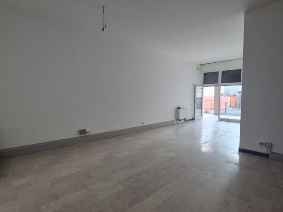 Erhvervsejendom i Novi di Modena, Modena - foto 4
